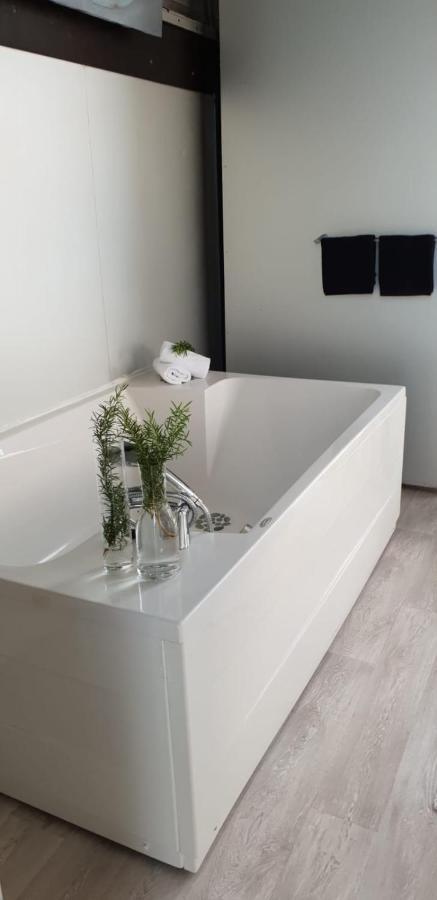 Gaestehaus Mimesis Водице Екстер'єр фото